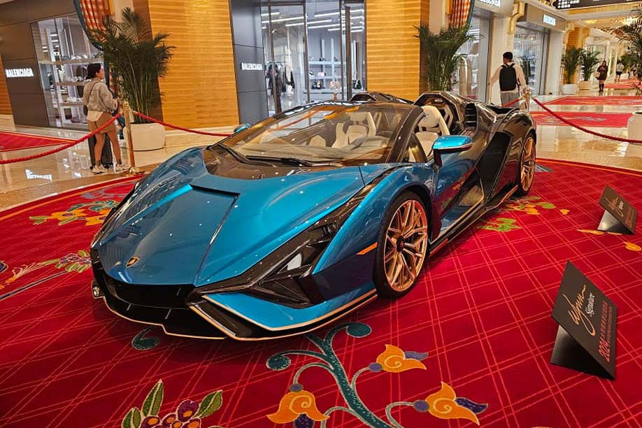 Lamborghini Sian Roadster - "Tuyệt tác" triệu đô tái xuất tại Macau